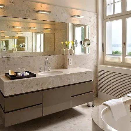 Hotel Riva - Am Bodensee